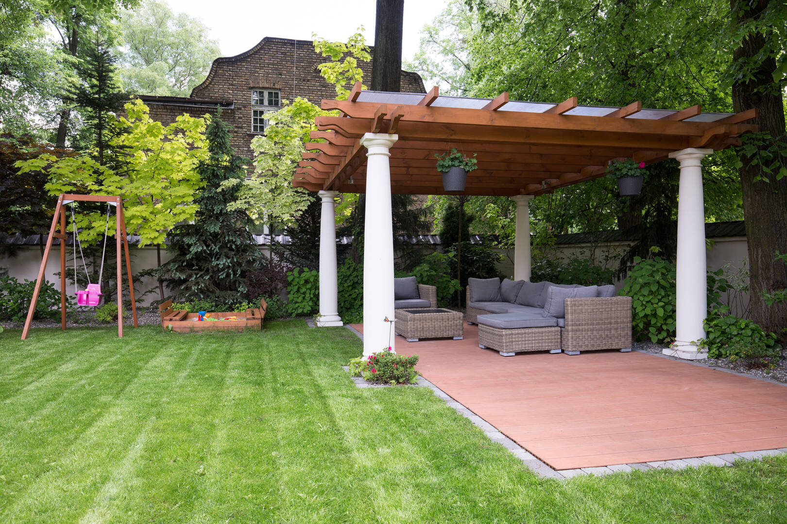 Raptor Turf Landscaping