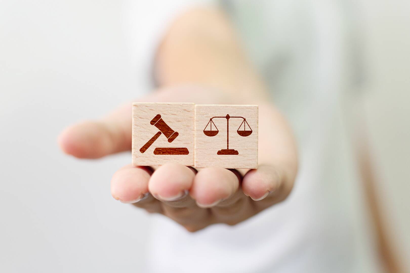 Karl von Reuter - Attorney at Law